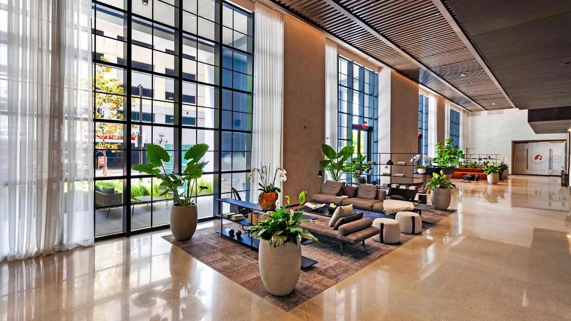 Exclusive W 3br And Stunning Sea Views! * Miami