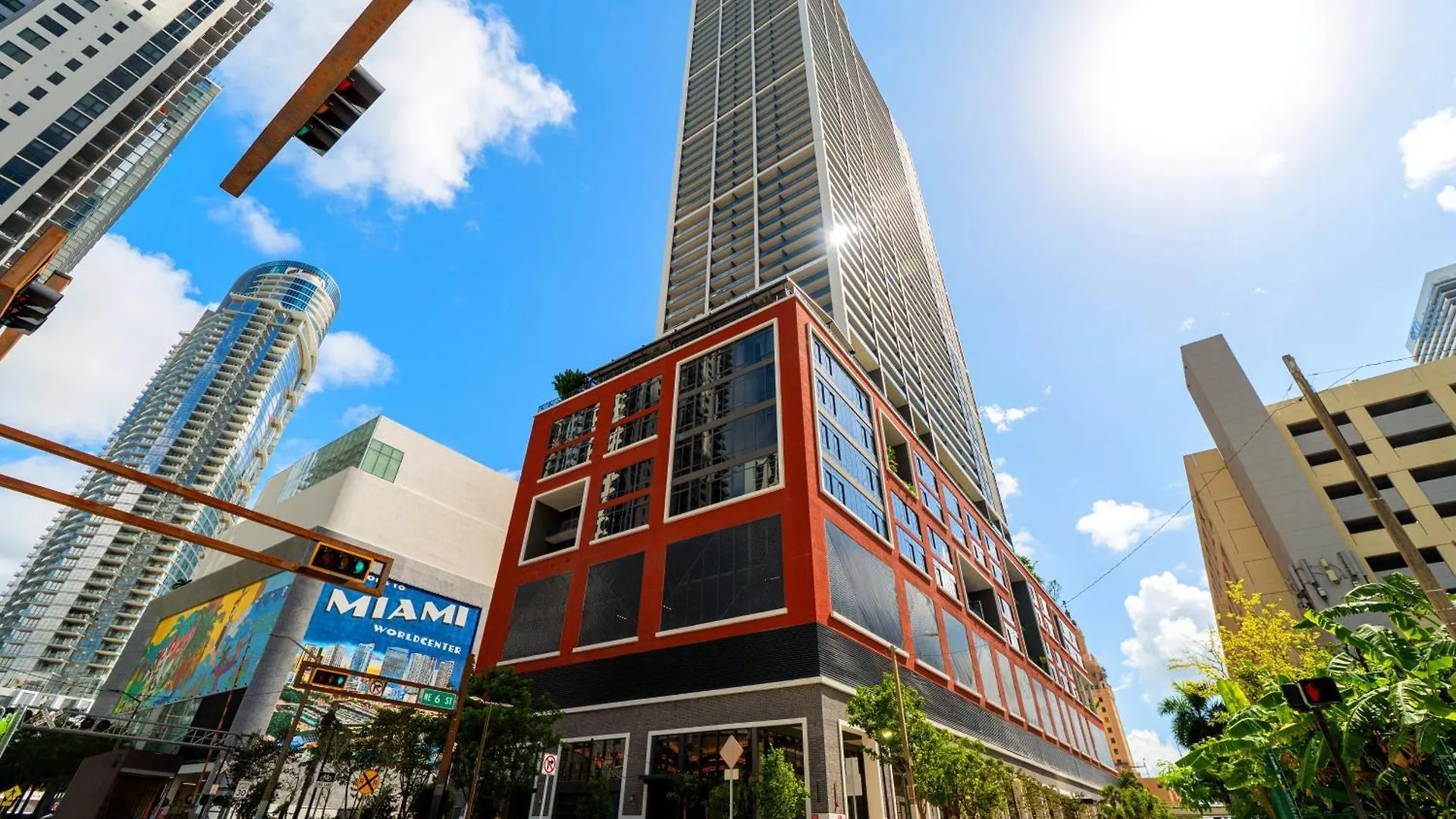 Apartment Exclusive W 3br And Stunning Sea Views! *