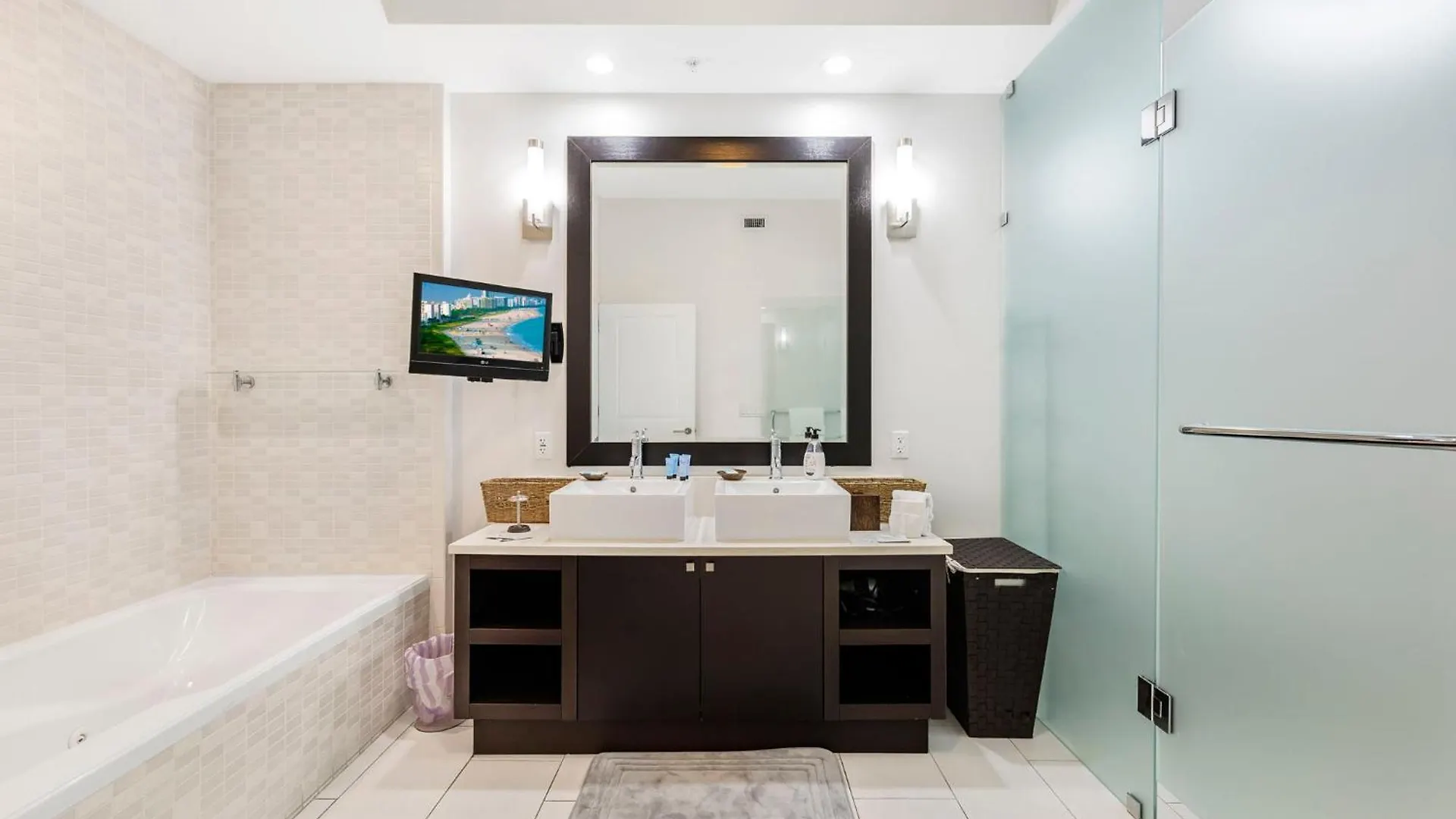 Apartment Exclusive Doral With Luxury Amenities *
