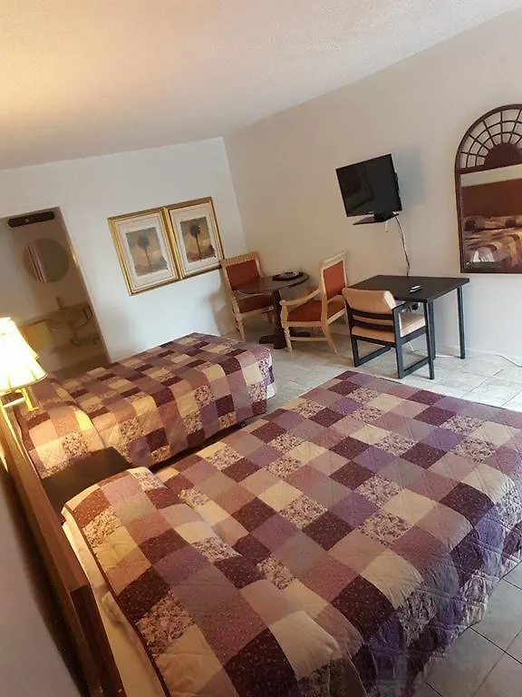 Motel Saturn -