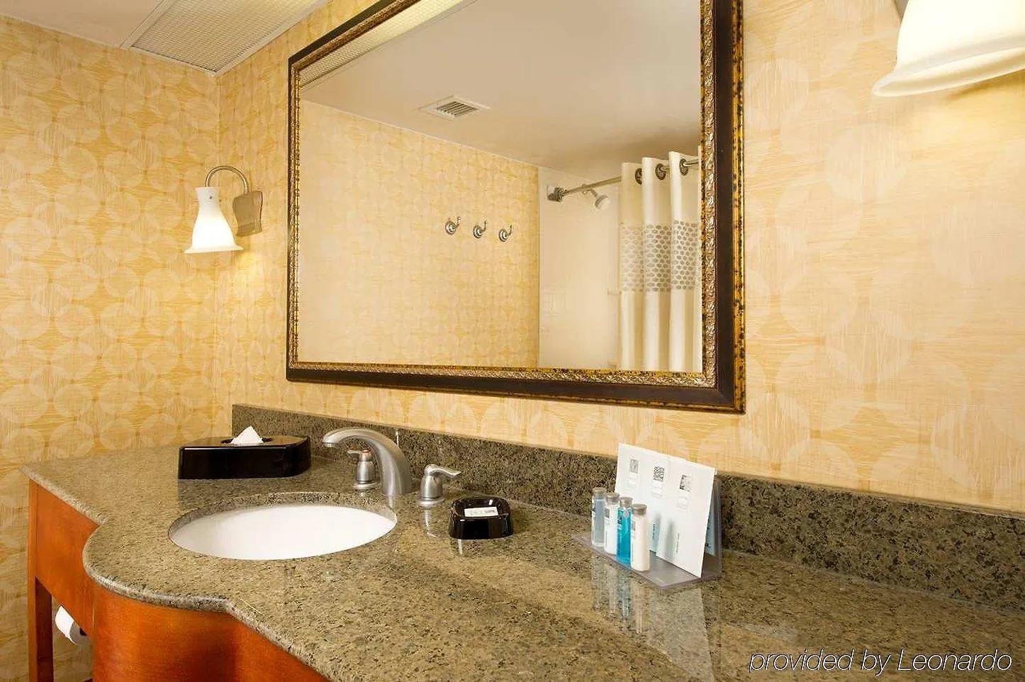 Hampton Miami-airport West Otel 3*