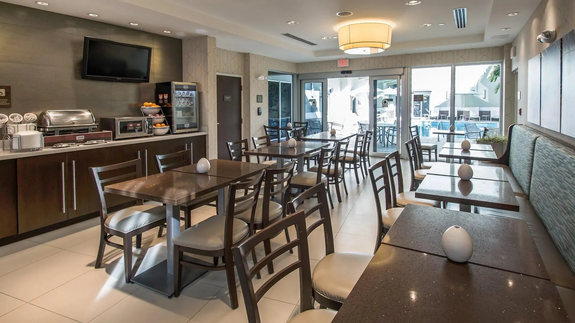 Hotel Comfort Miami Airport North