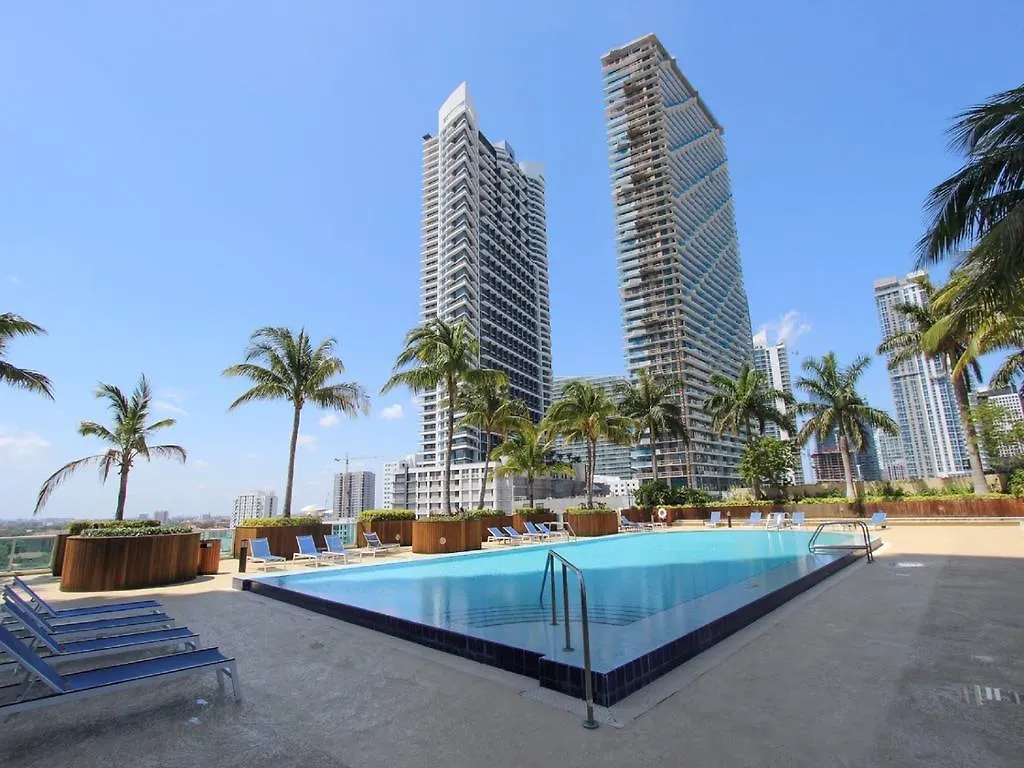 Global Luxury At One Broadway *