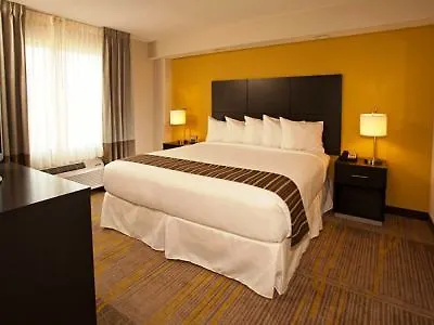 Comfort Miami Airport North Hotel