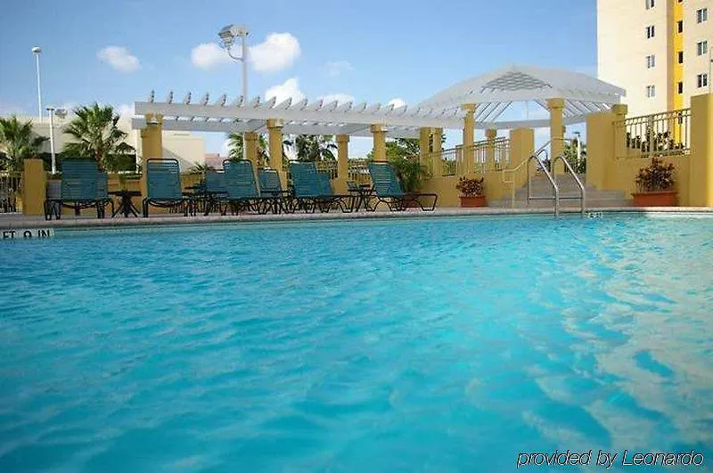 Отель Hampton & Airport South/blue Lagoon 3*