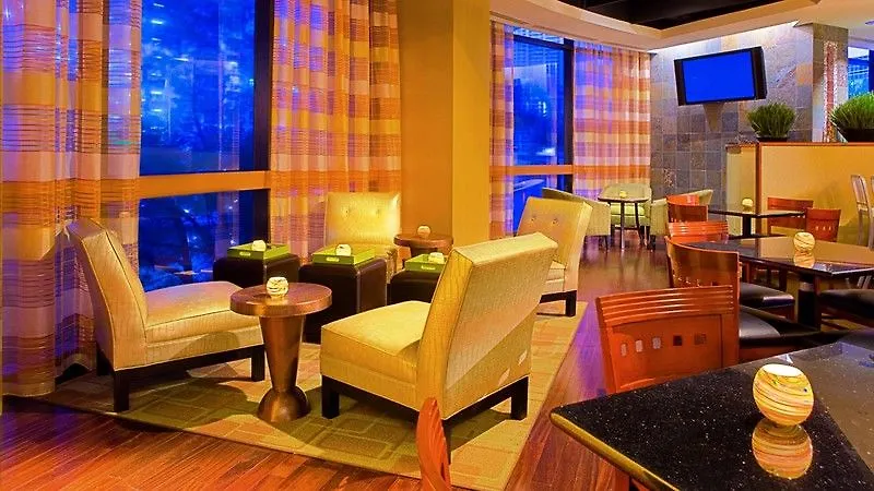 Hyatt Regency Ξενοδοχείο 3*