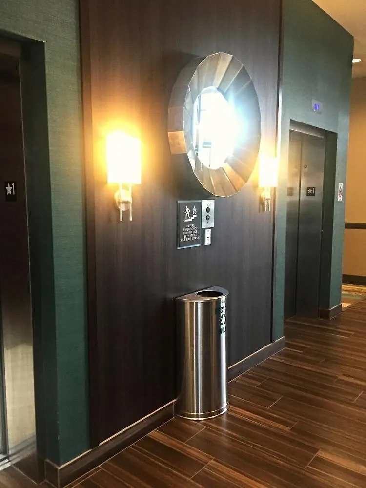 Western Miami Executive Airport And Hotel