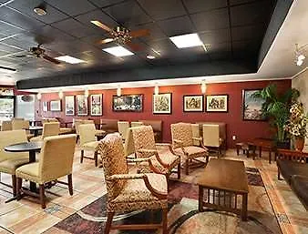 Days By Wyndham Miami Airport North Hotel 2*
