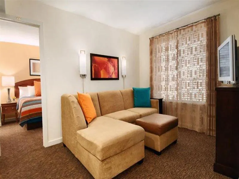 Hotell Hyatt House Airport 3*
