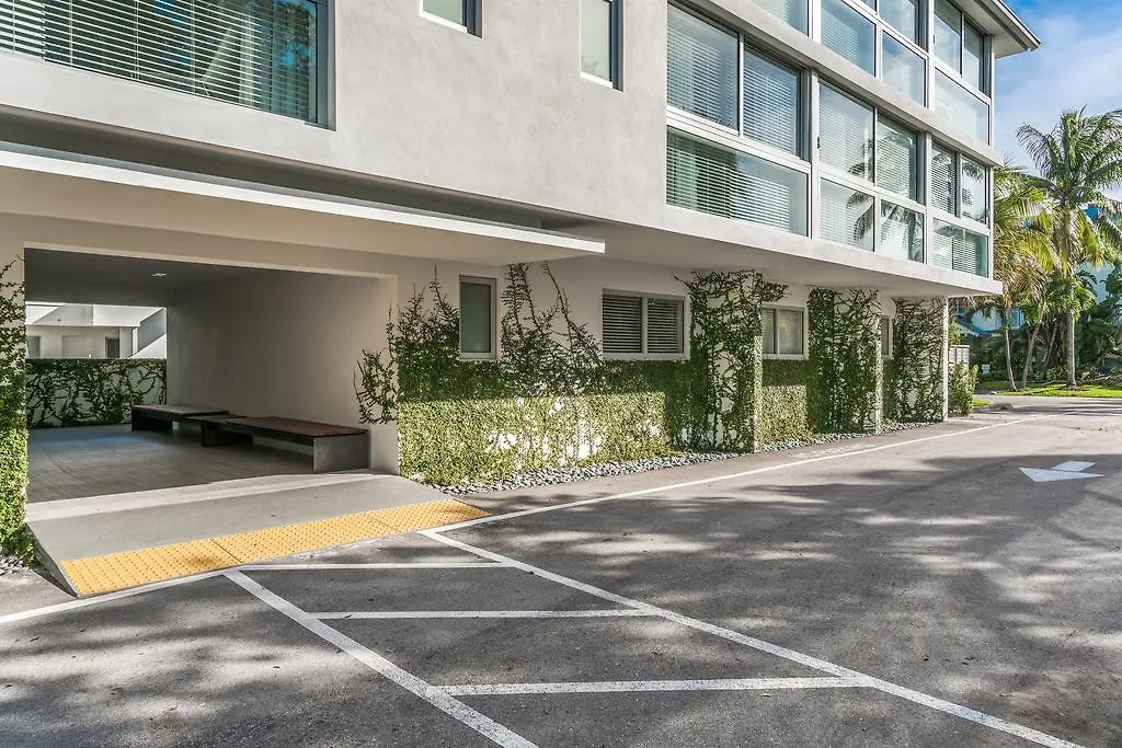 Haus Contemporary Apartmanhotel 4*