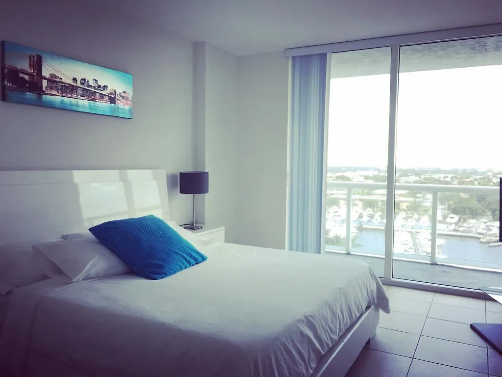 아파트 Starlight Suites 마이애미