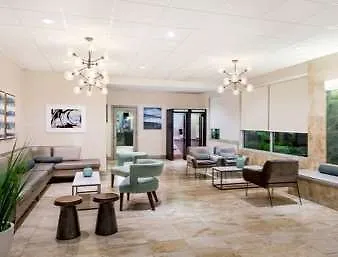 Days By Wyndham Miami Airport North Hotel Miami Springs