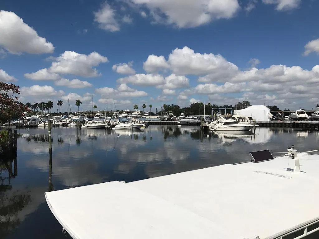 Vice Luxury Suites Apartmán Miami