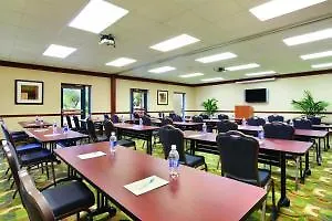 Hyatt House Airport Hotel 3*