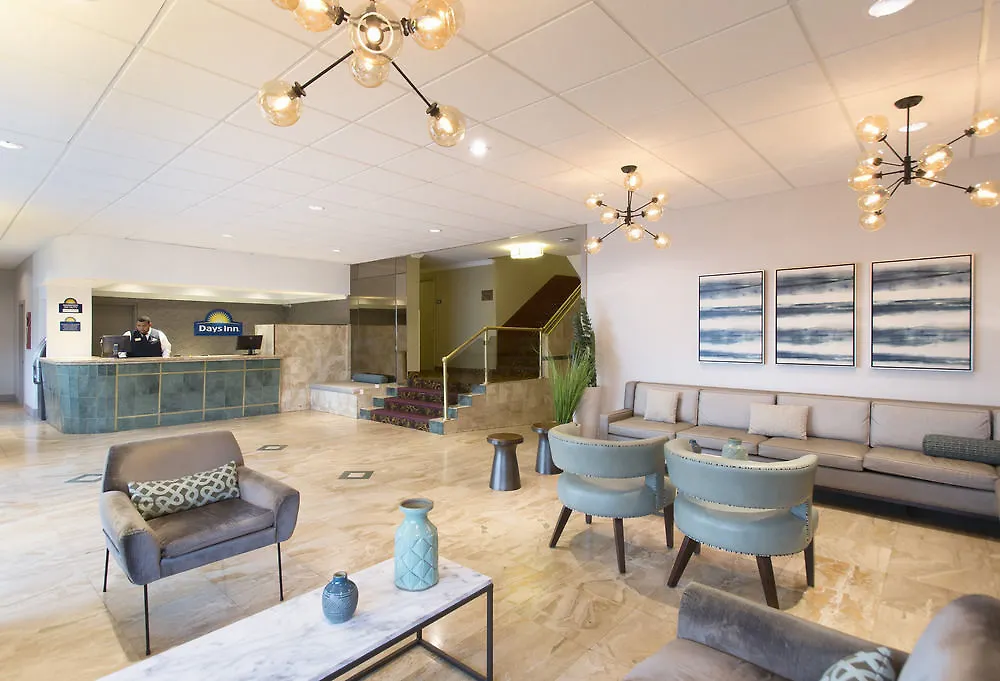 Days By Wyndham Miami Airport North Hotel