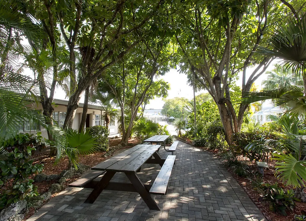 Hotel Days By Wyndham Miami Airport North