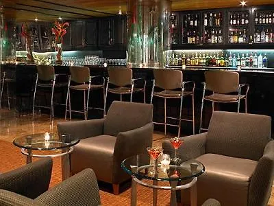 International Airport Hotell 3*