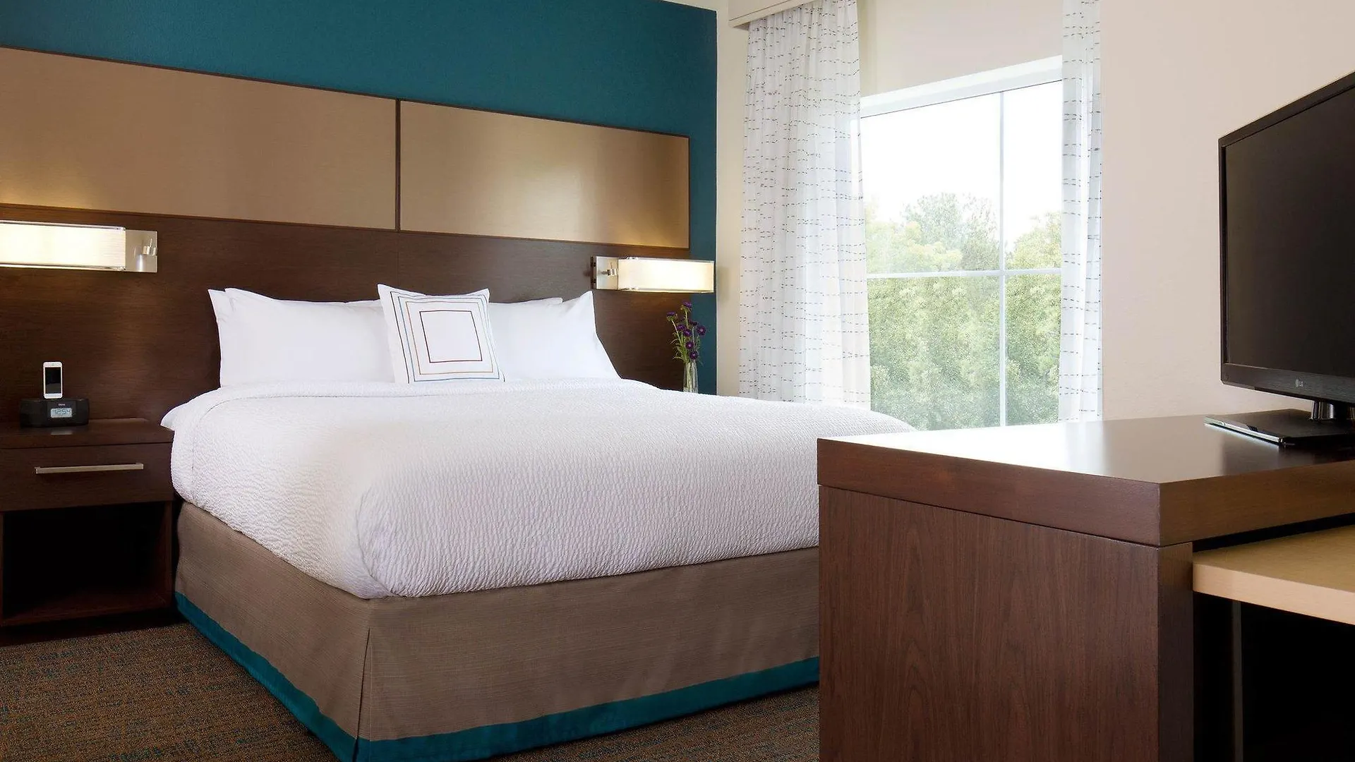 By Marriott Miami Airport West/doral 3*