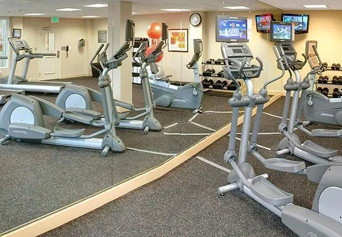 Hotel By Marriott Miami Airport West/doral 3*