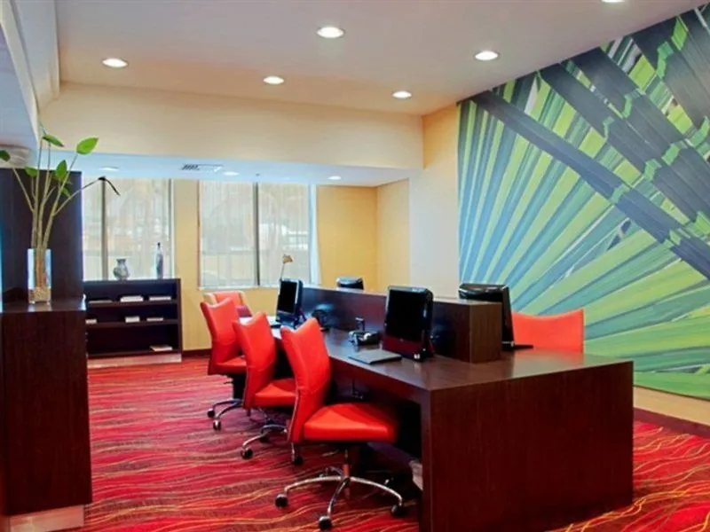 Courtyard Downtown Brickell Area Hotel 3*