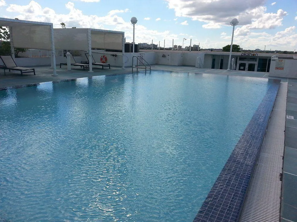 Real Living Apartman Miami