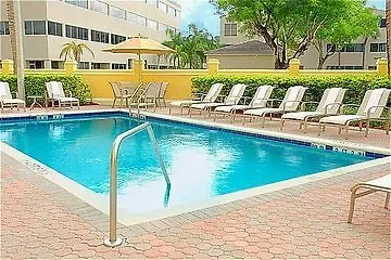 Express & East-miami By Ihg Ξενοδοχείο 2*