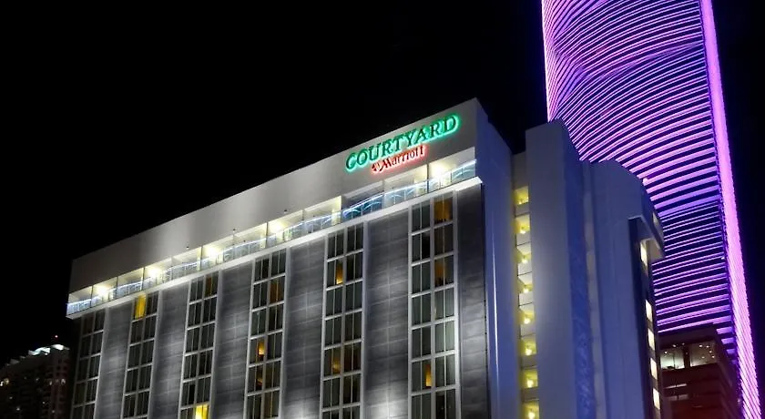 Courtyard Downtown Brickell Area 3* Miami