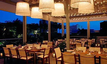 Four Seasons - Luxury Private Residences Apartahotel