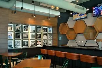 Four Points By Sheraton Miami Airport Hotel 3*