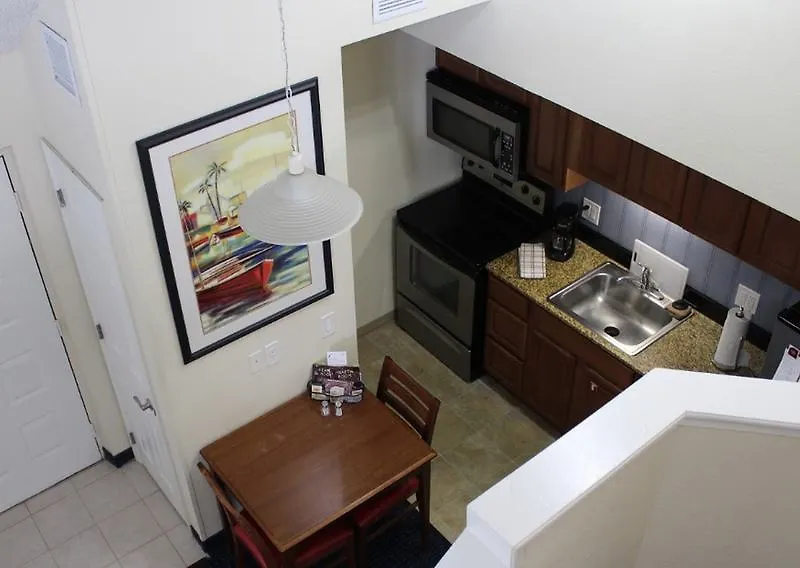 By Marriott Miami Airport West/doral 3*
