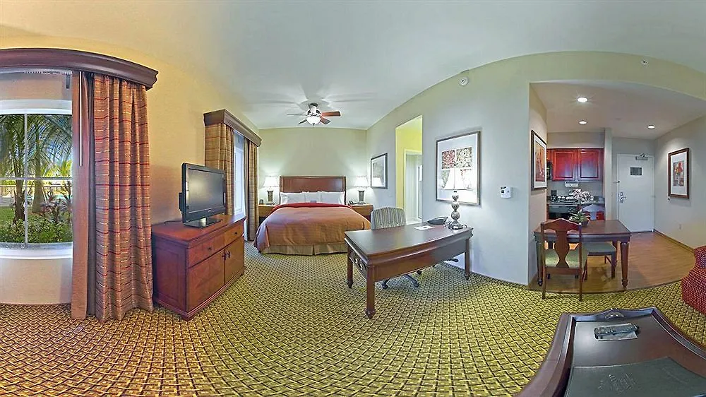 Homewood By Hilton Miami - Airport West Hotel