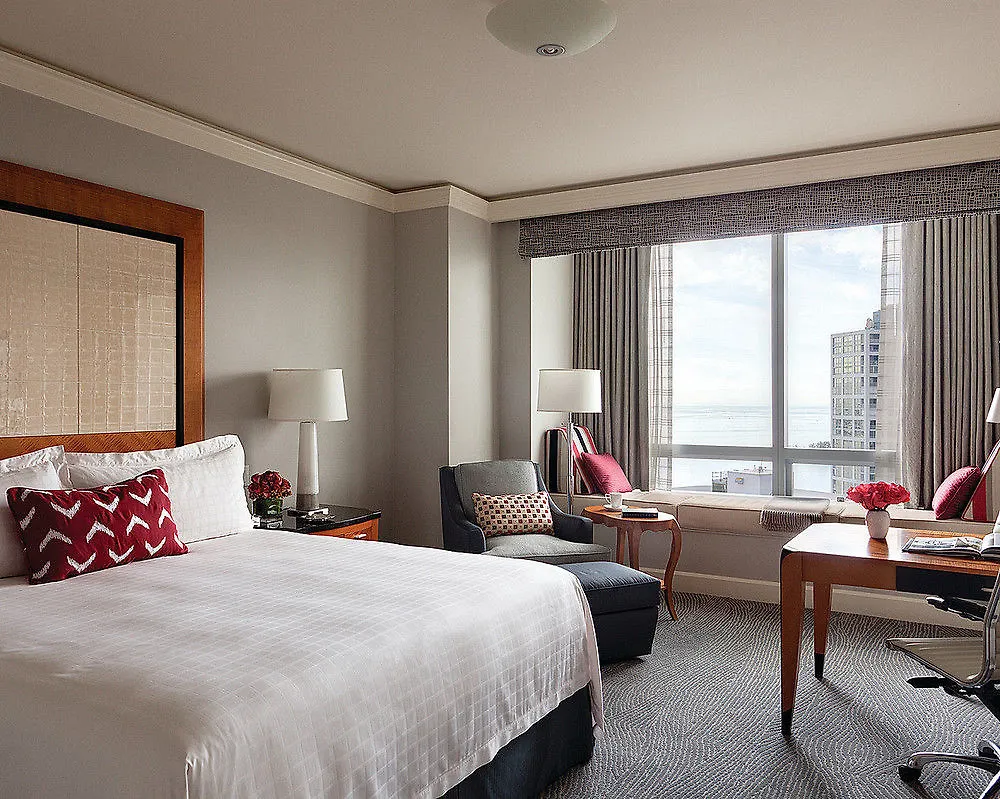 Apartahotel Four Seasons - Luxury Private Residences