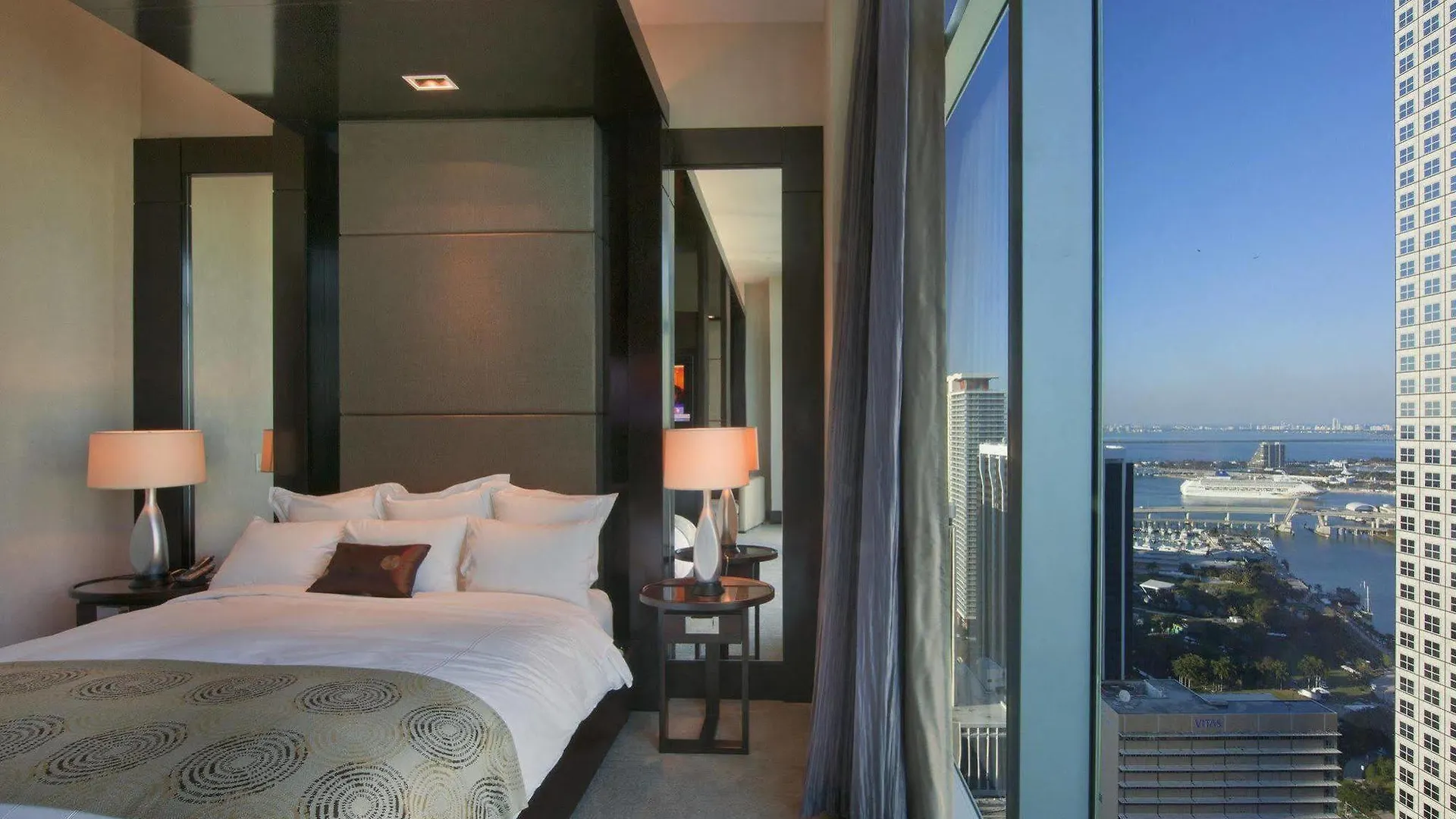 Hotel Jw Marriott Marquis Miami