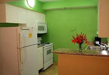 迈阿密椰林原住客栈酒店