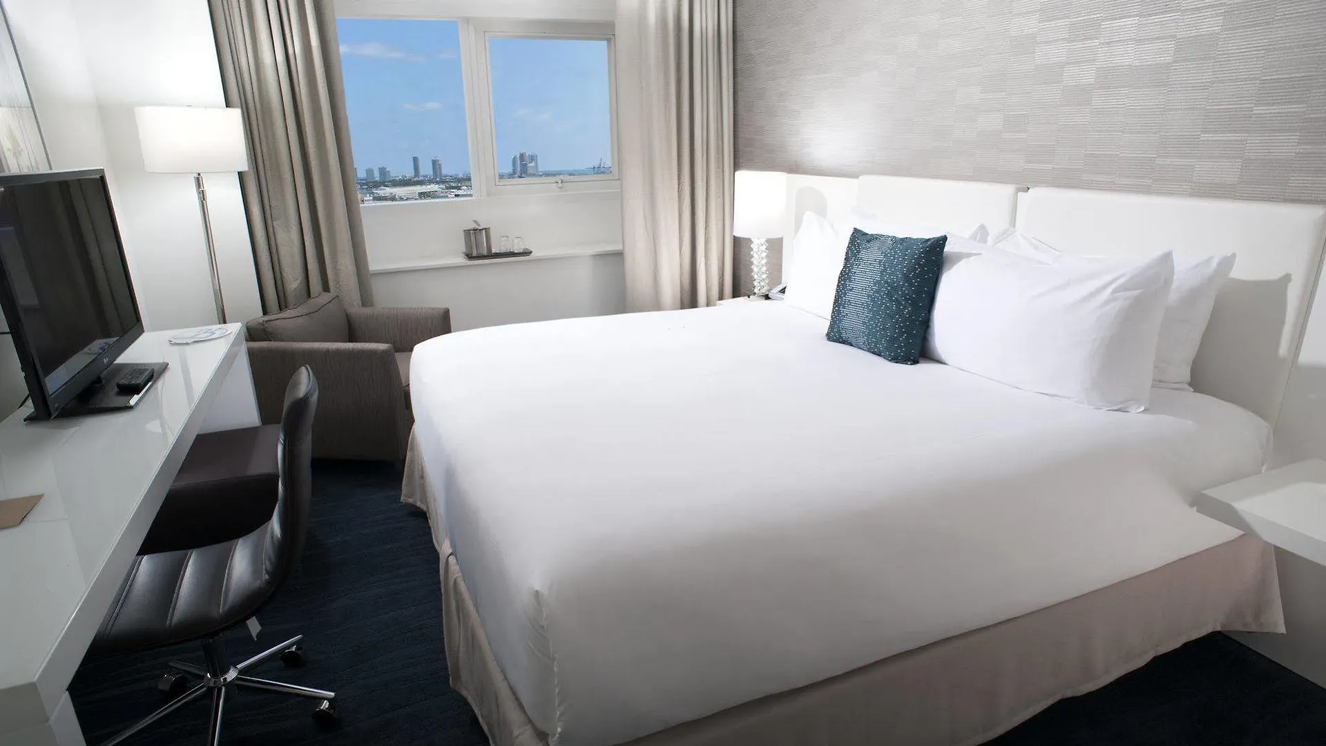 Yve Hotel