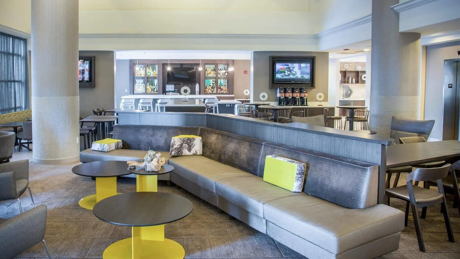 Hotel Springhill By Marriott Airport South Blue Lagoon Area Miami