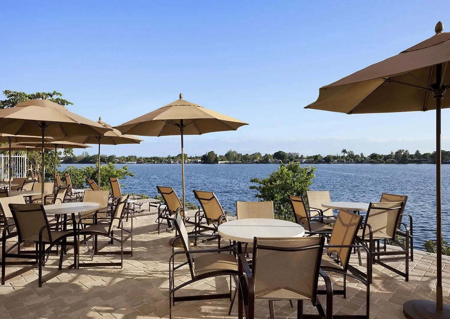 Express Airport-blue Lagoon Area By Ihg 4* Miami