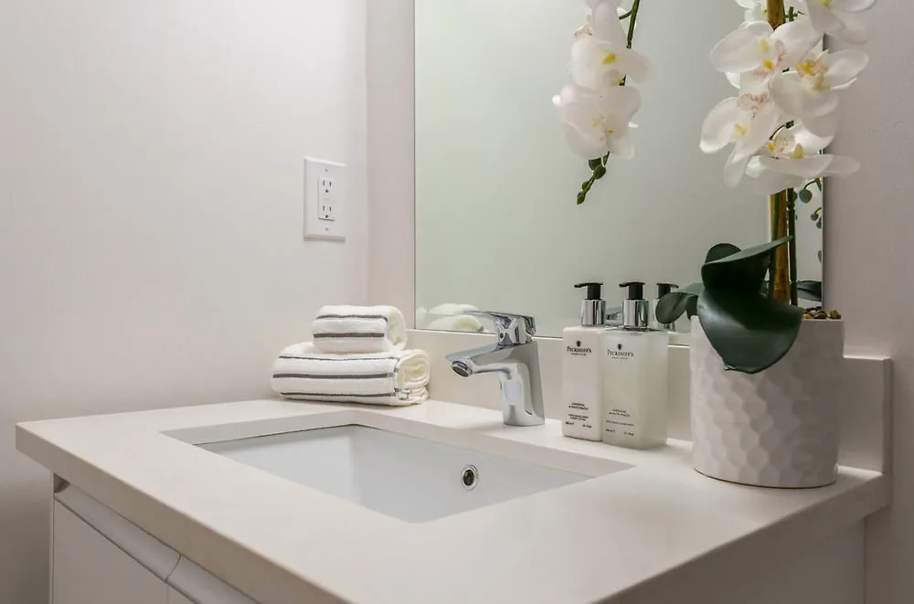 Aparthotel Coconut Grove By Nuovo 3*