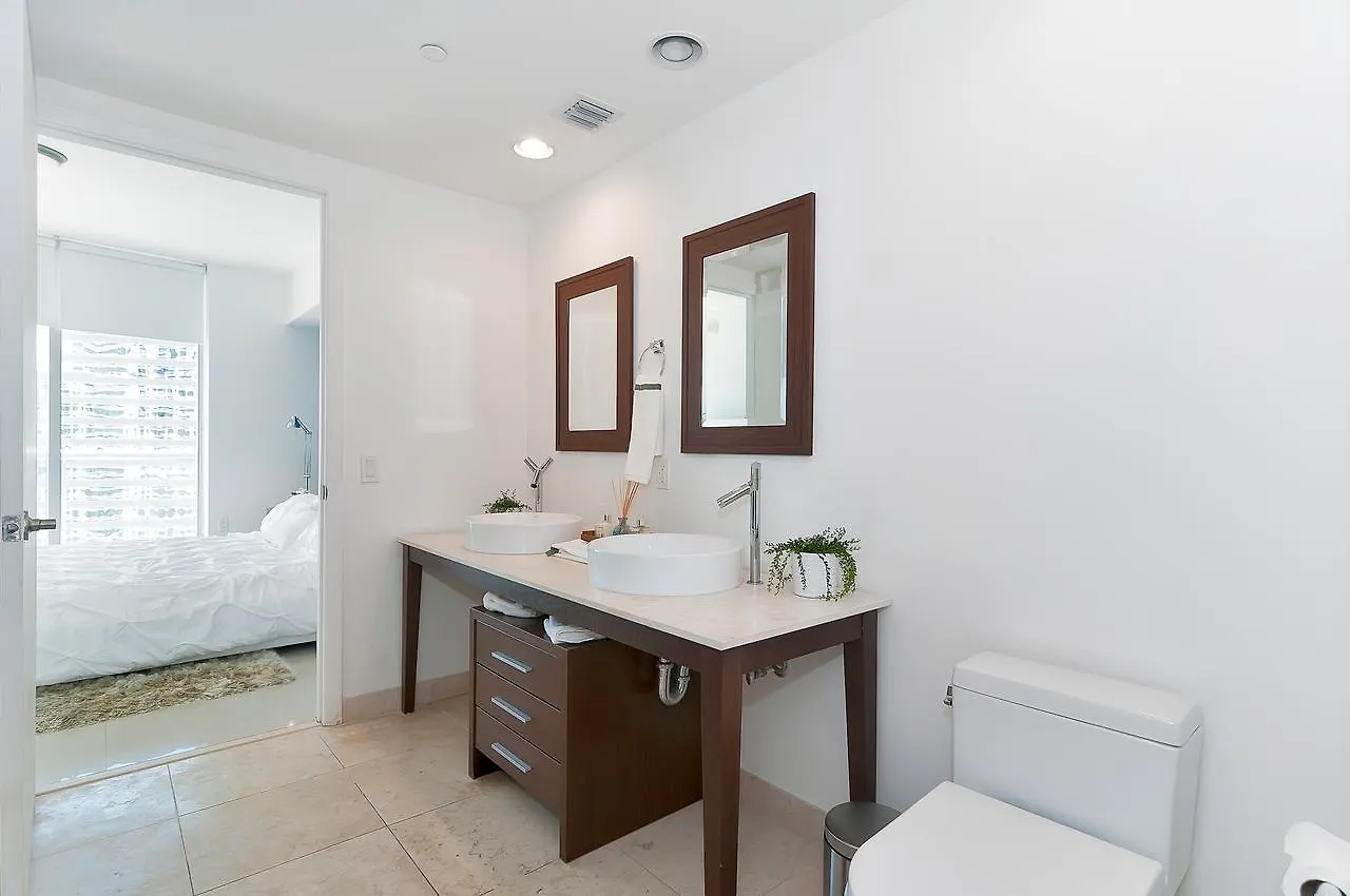 Apartment Icon Residences By Sofla Vacations *