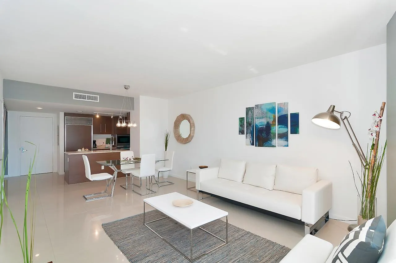 Apartment Icon Residences By Sofla Vacations
