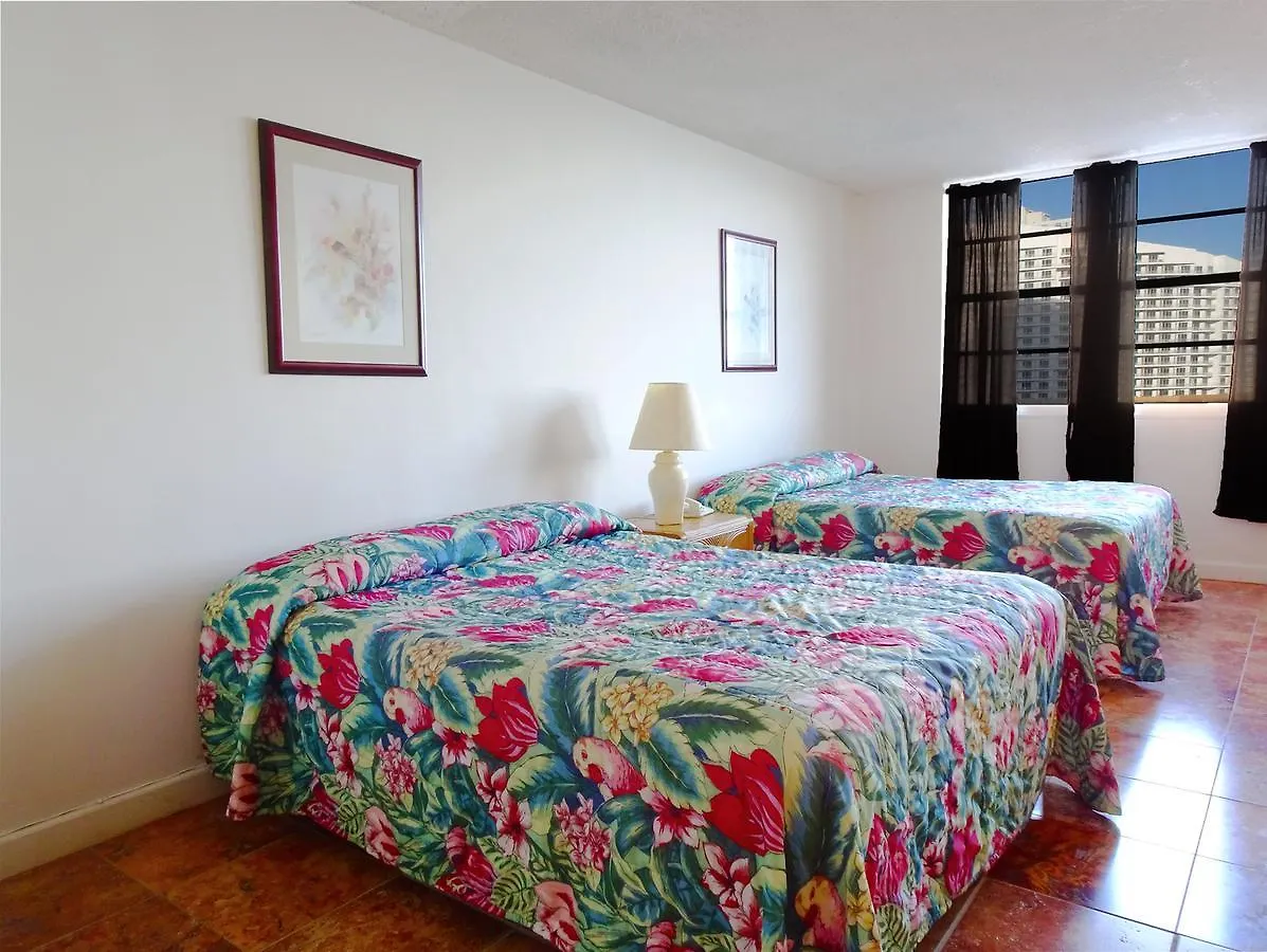 Four Ambassadors Apartments Apartment