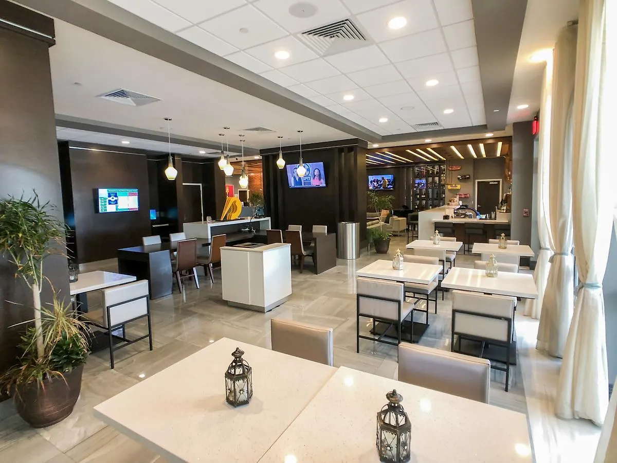 Wingate By Wyndham Miami Airport