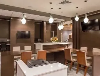 Hotel Wingate By Wyndham Miami Airport 3*