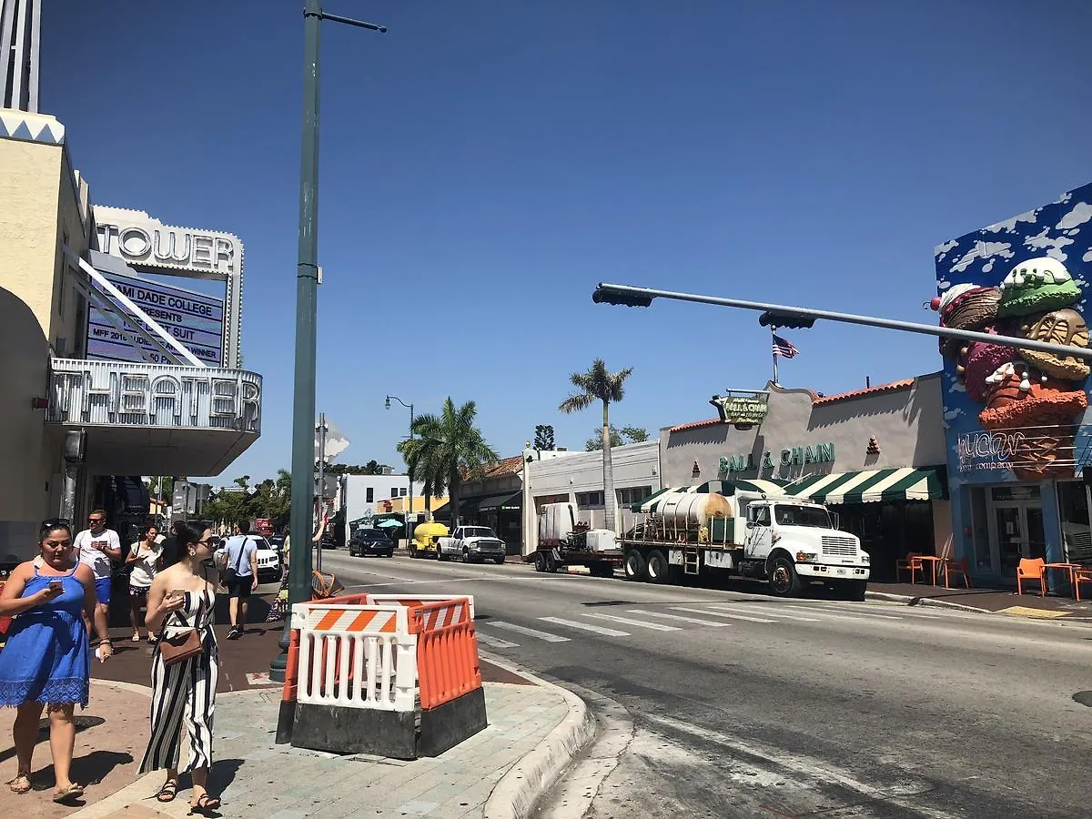 Penzion Zbunkz - Little Havana Miami