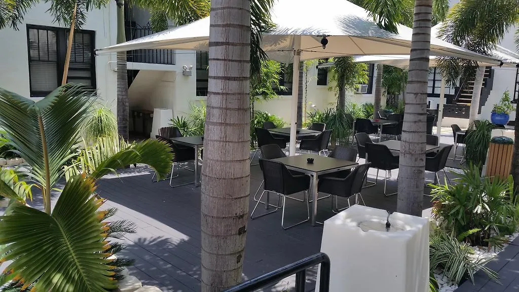 南海滩广场酒店