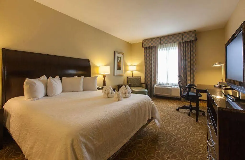 Hotel Hilton Garden Airport West