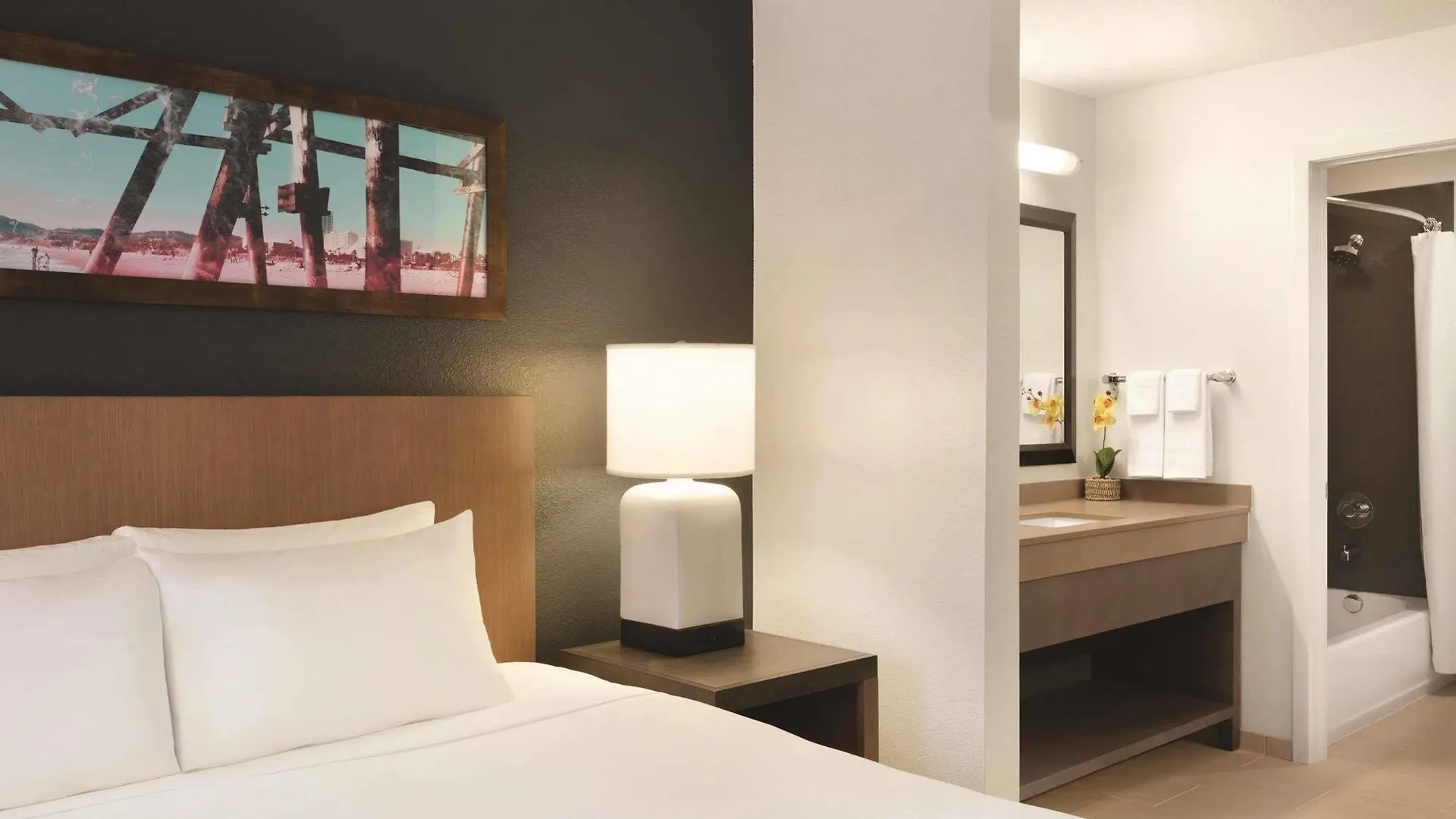 Hyatt House Airport