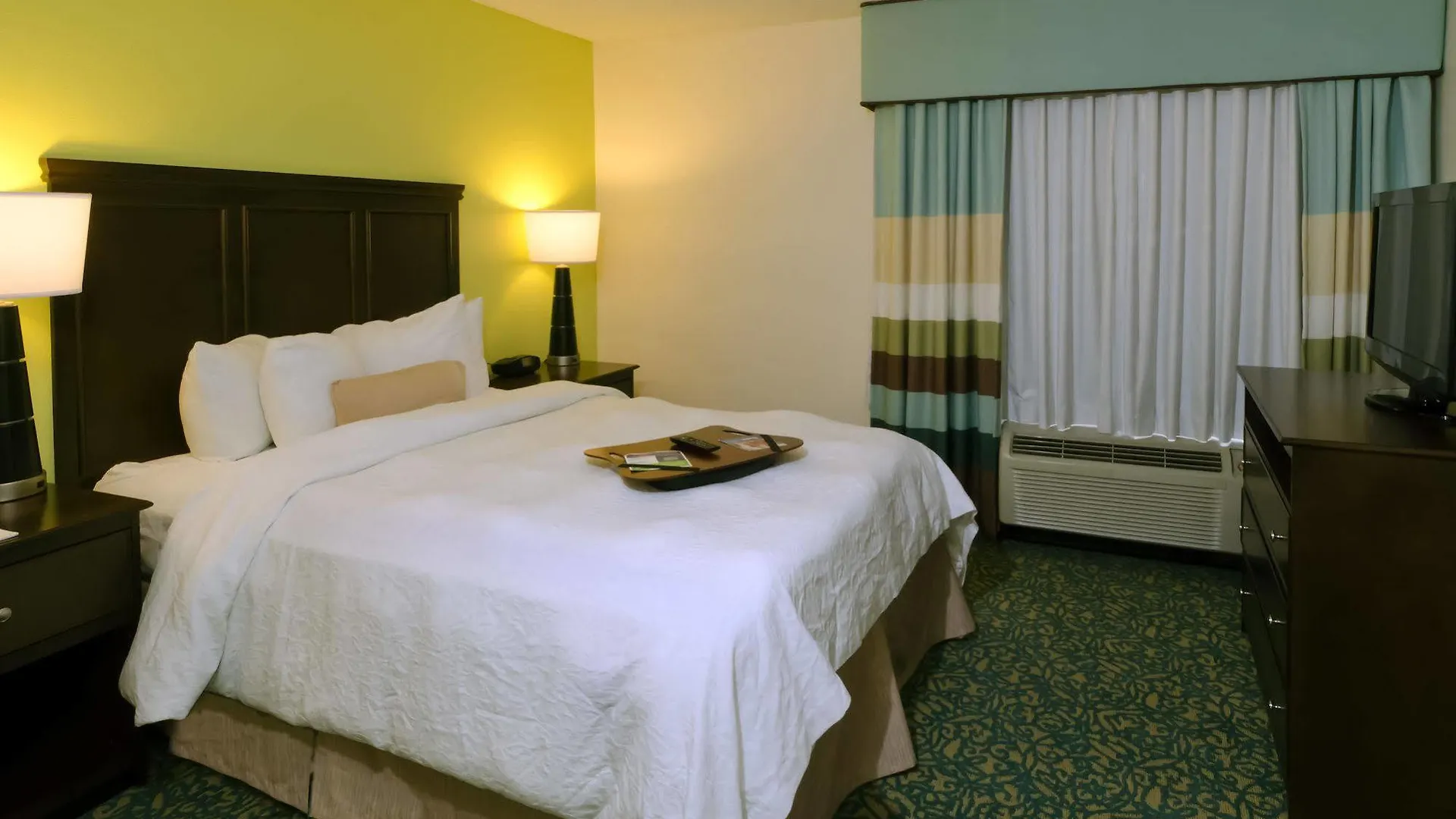 Hotel Hampton & Miami-doral Dolphin Mall 3*