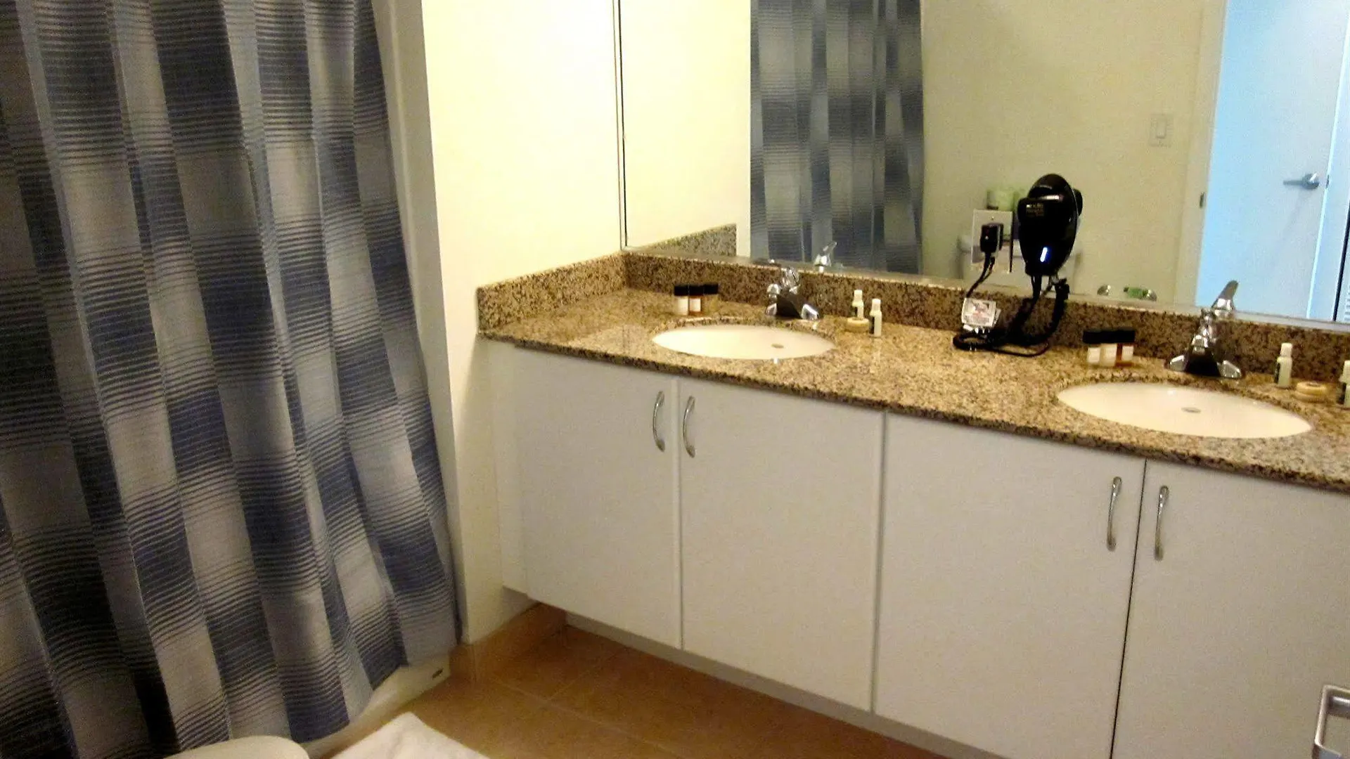 Churchill Brickell - One Broadway 4* Miami
