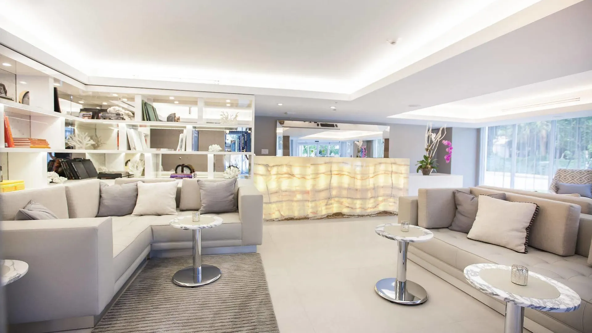 Hotel Habitat 3*